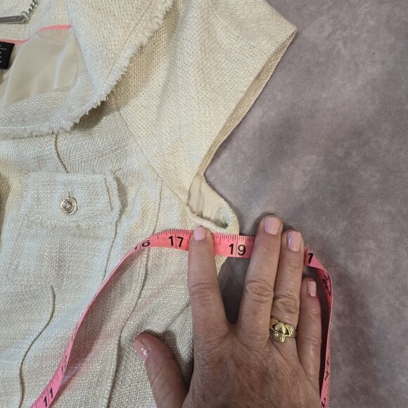 WHITE HOUSE BLACK MARKET Sz 12 Tweed Cap Sleeve Jacket Peplum Ivory - Picture 6 of 9